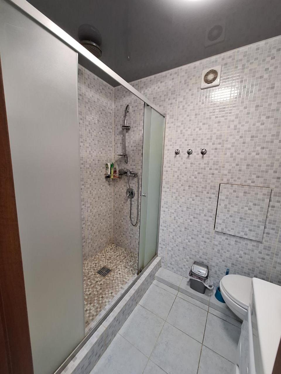 1-Комнатная На Левом Берегу Днепра Extérieur photo