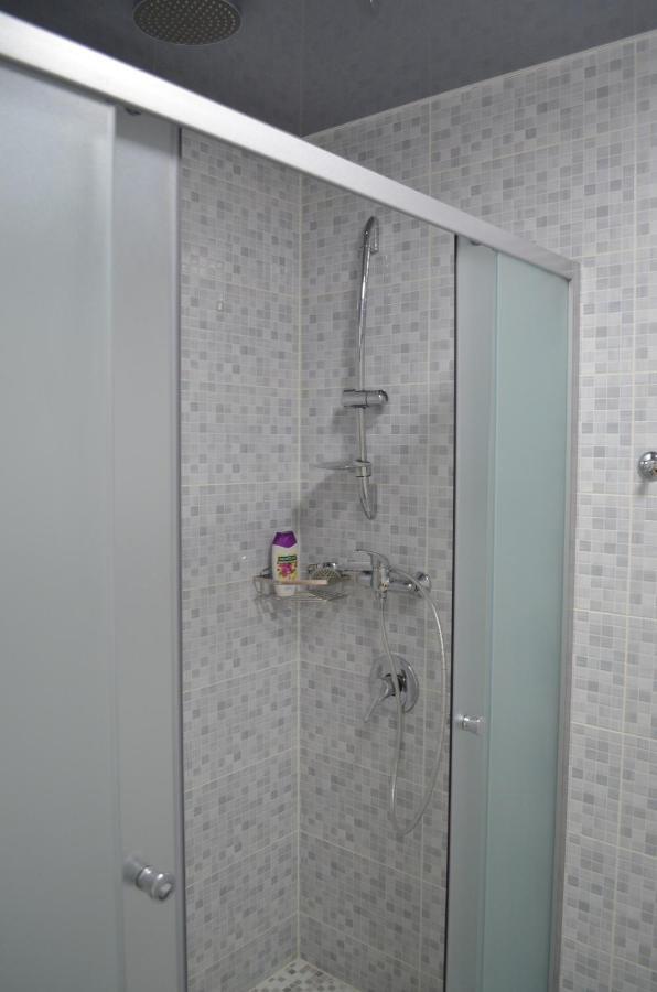 1-Комнатная На Левом Берегу Днепра Extérieur photo